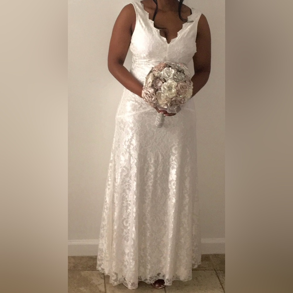 Wedding dress worn once